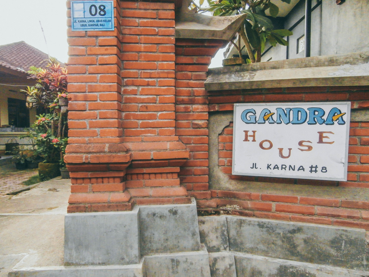GANDRA HOUSE
