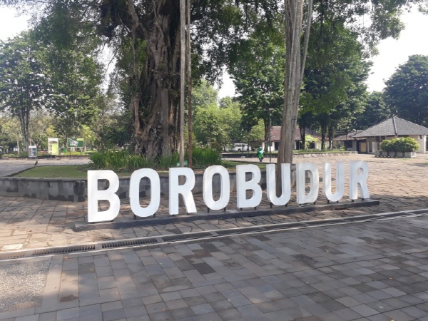 보로부두르 사원 여행